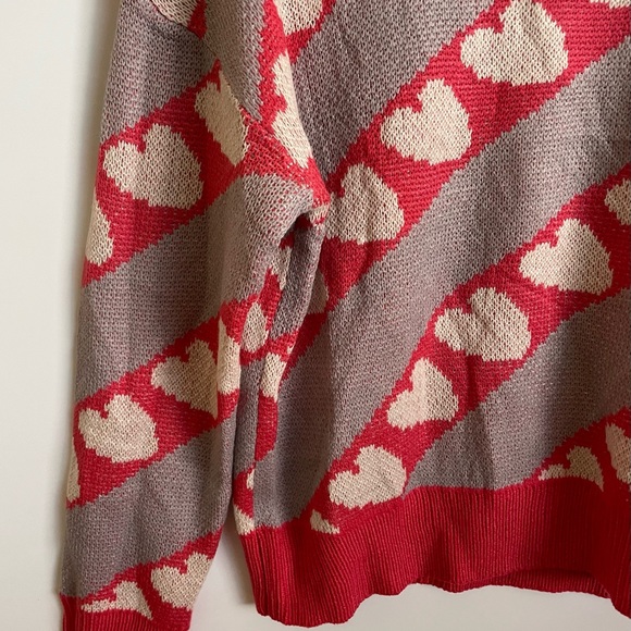 Heart sweater - Picture 4 of 11